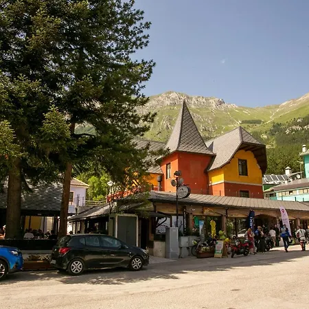 La Food & Drink For Rent - No Reception - Hotel *