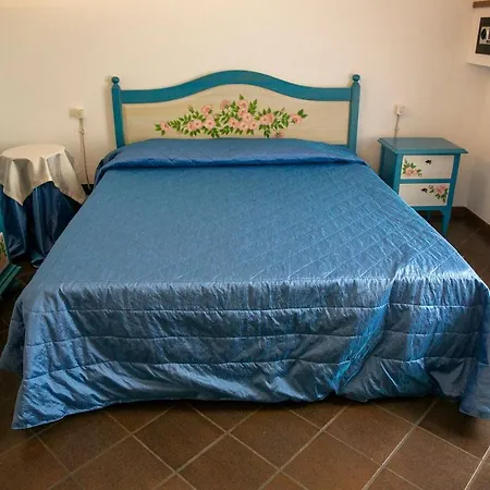 Hotel La Food & Drink For Rent - No Reception - L'Aquila