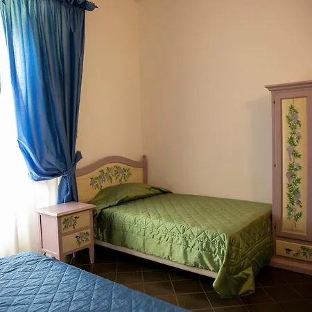 فندق La Food & Drink For Rent - No Reception -