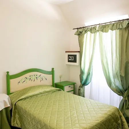 La Food & Drink For Rent - No Reception - *