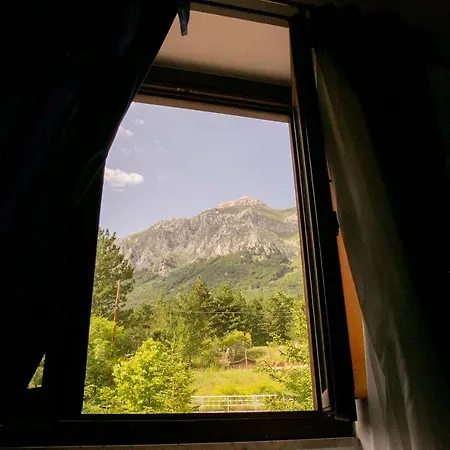 La Food & Drink For Rent - No Reception - فندق