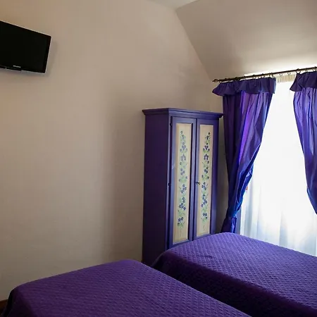 La Food & Drink For Rent - No Reception - فندق LʼAquila