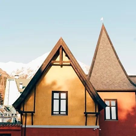 La Food & Drink For Rent - No Reception - LʼAquila