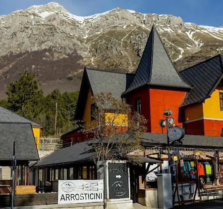 La Food & Drink For Rent - No Reception - Hotel