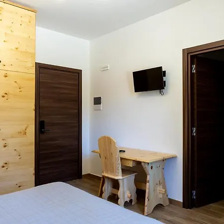 La Food & Drink For Rent - No Reception - Hotel