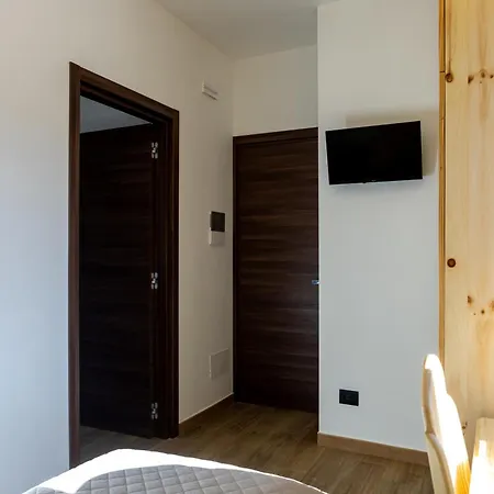 La Food & Drink For Rent - No Reception - Hotel L'Aquila
