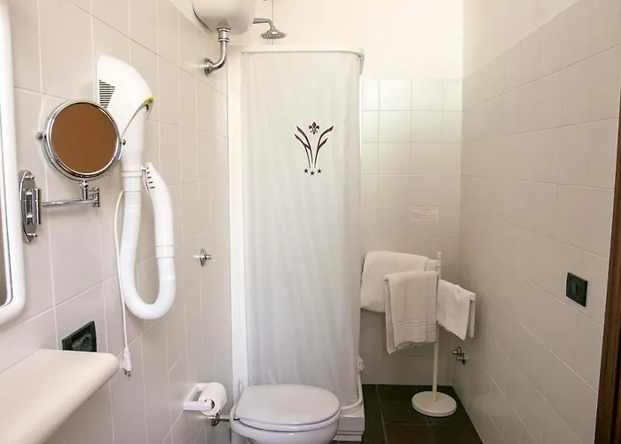 La Food & Drink For Rent - No Reception - Λ' Άκουιλα