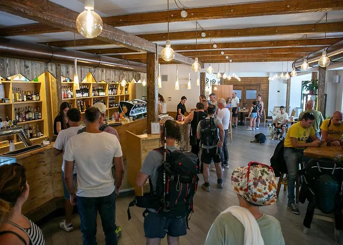 Ξενοδοχείο La Food & Drink For Rent - No Reception - Λ' Άκουιλα